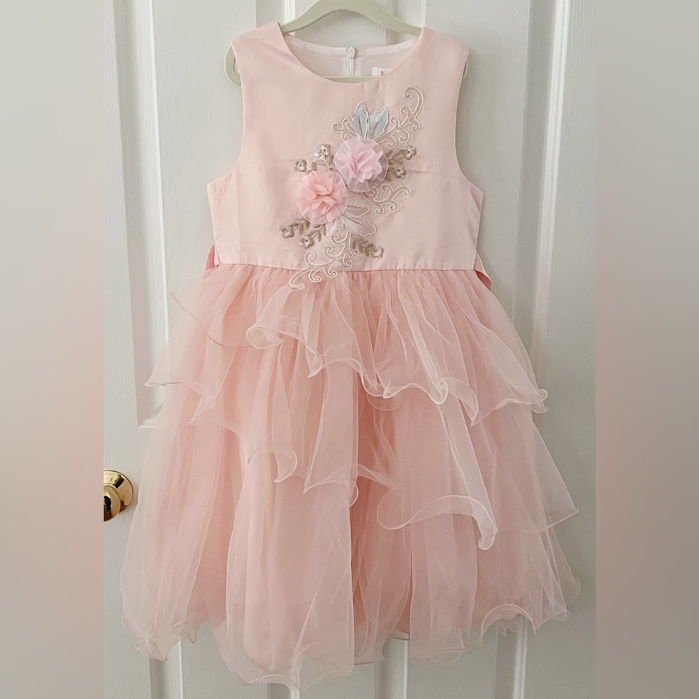 Soft pink floral lace applique tired ruffle sleeveless dress birthday frock